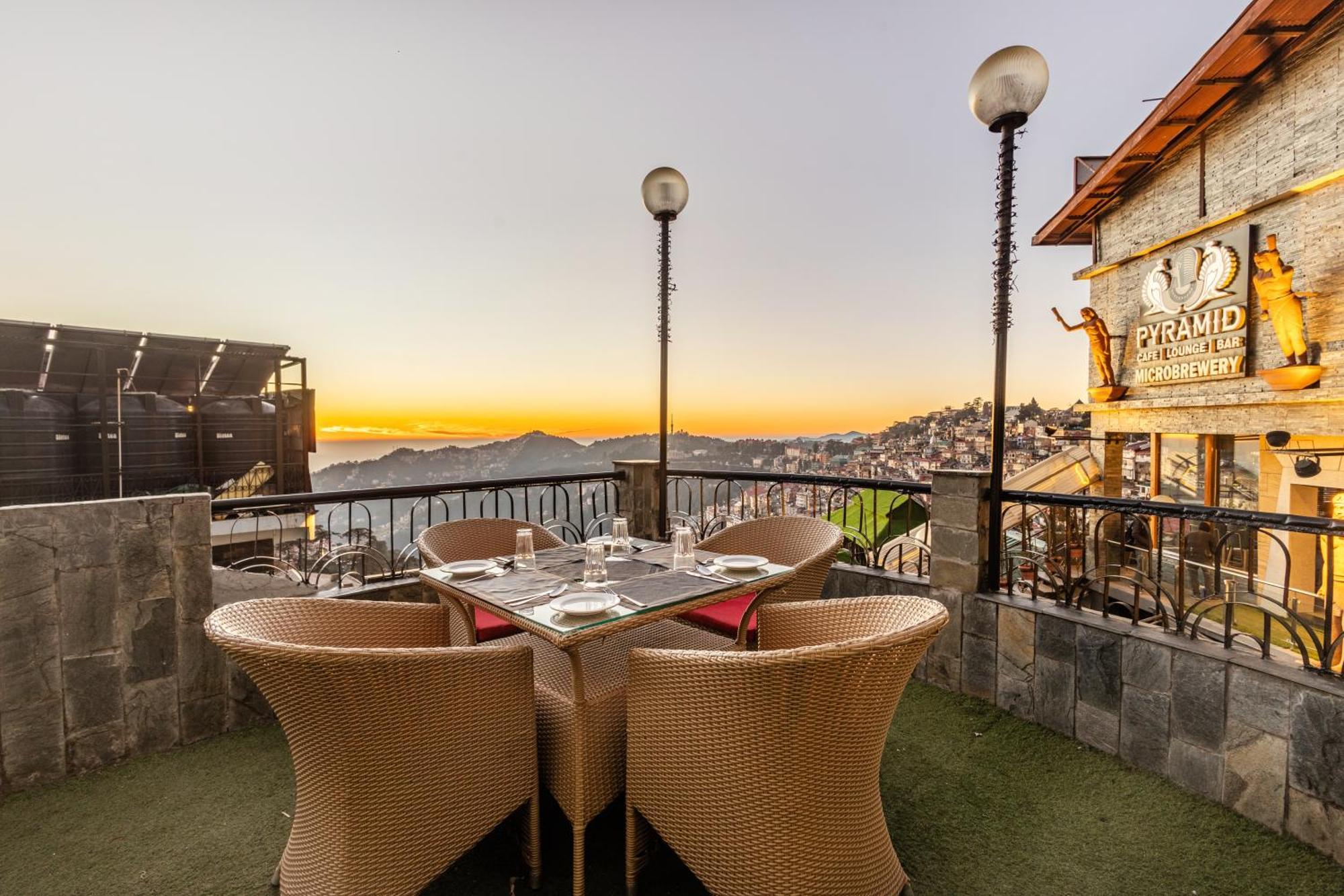 Sterling Legacy Shimla Hotel Ngoại thất bức ảnh