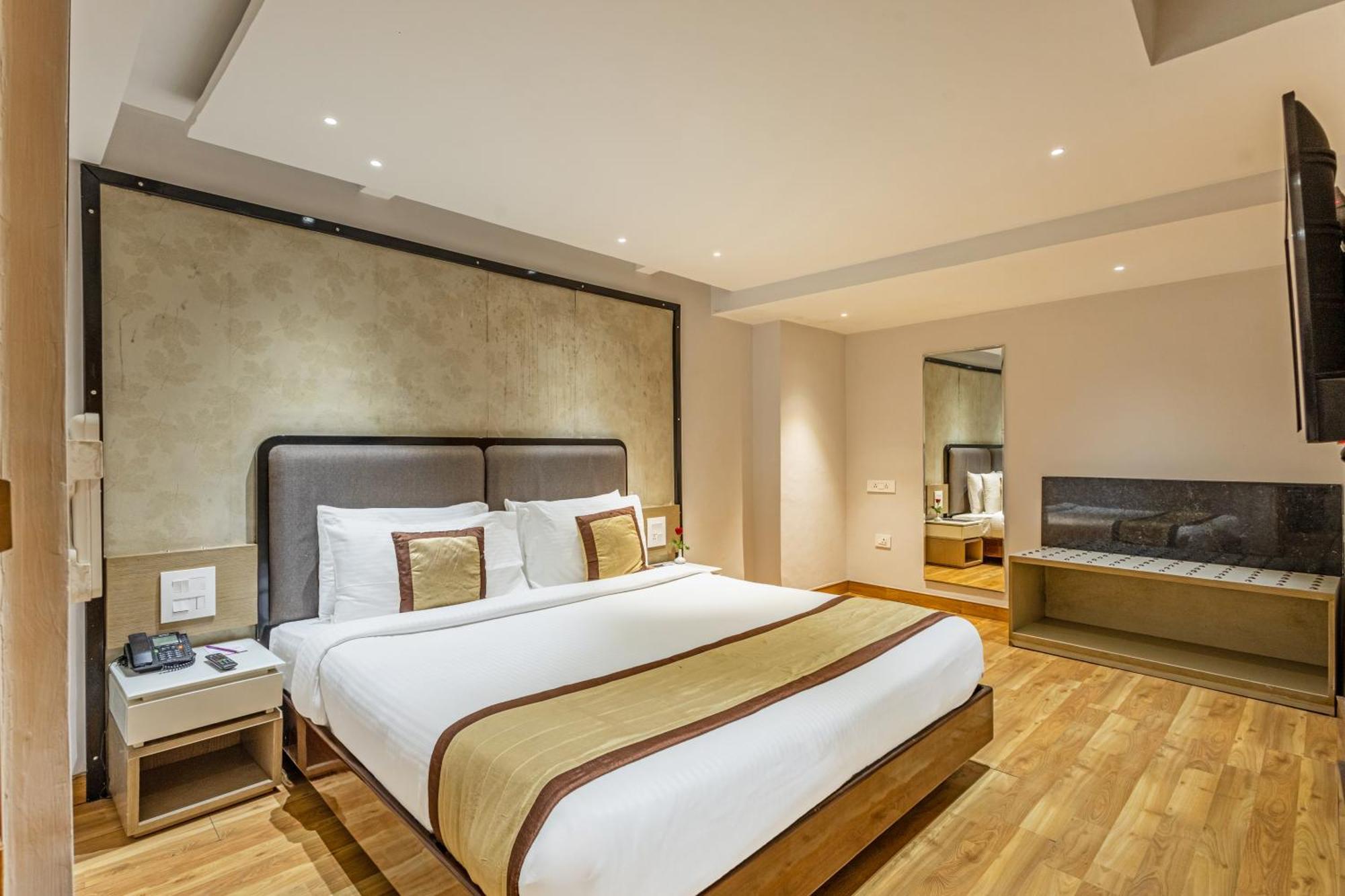 Sterling Legacy Shimla Hotel Ngoại thất bức ảnh