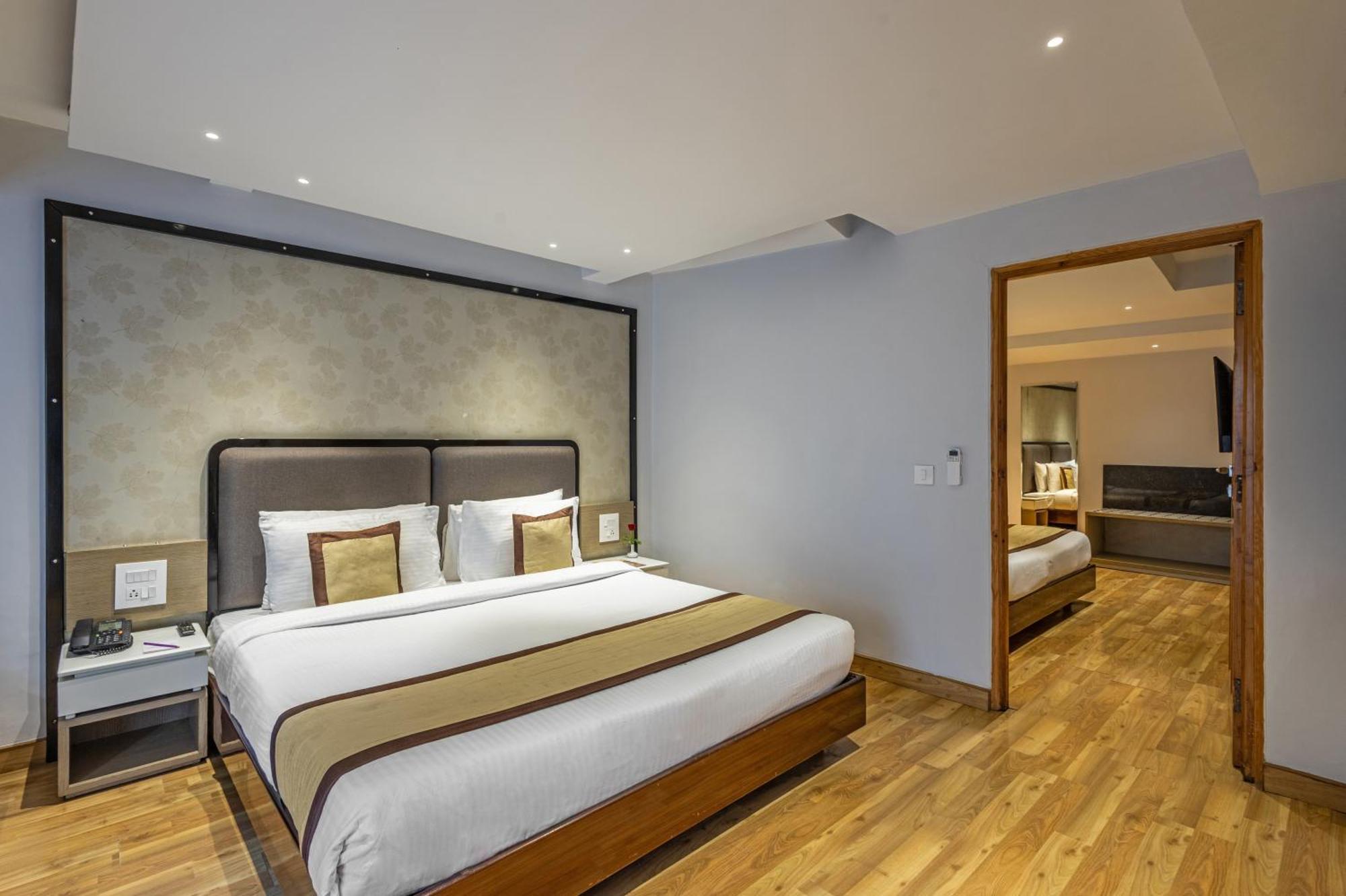 Sterling Legacy Shimla Hotel Ngoại thất bức ảnh